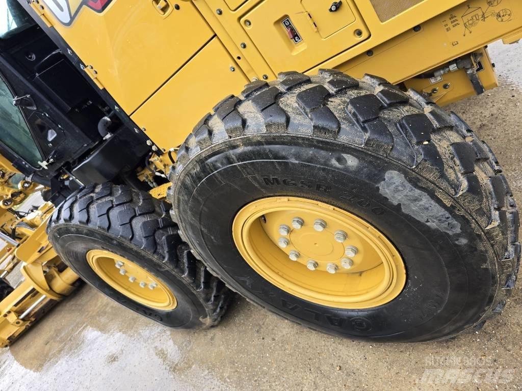 CAT 150 Równiarki