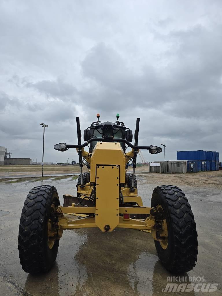CAT 150 Równiarki