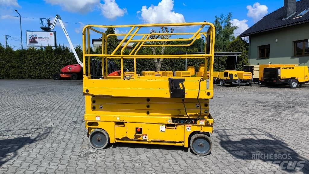 Haulotte Compact 10 Podnośniki nożycowe