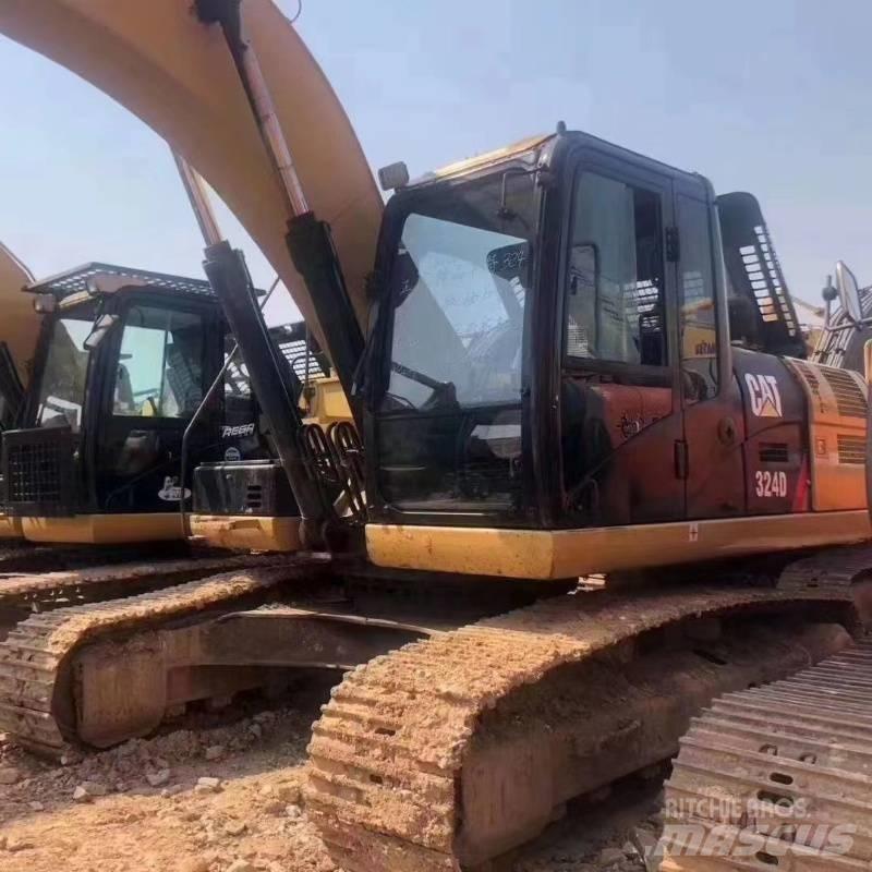 CAT 324 Koparki gąsienicowe