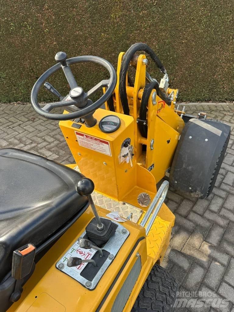 Knikmops KM 130 Ładowarki wielofunkcyjne