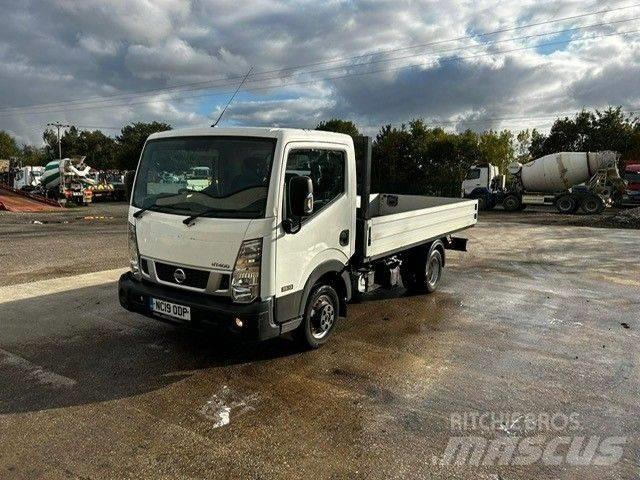 Nissan NT400 Cabstar Pick-upy / Pojazdy z otwieranymi burtami
