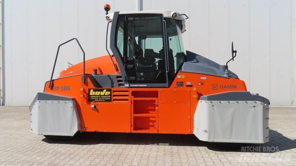 Hamm HP 180i Walce ogumione