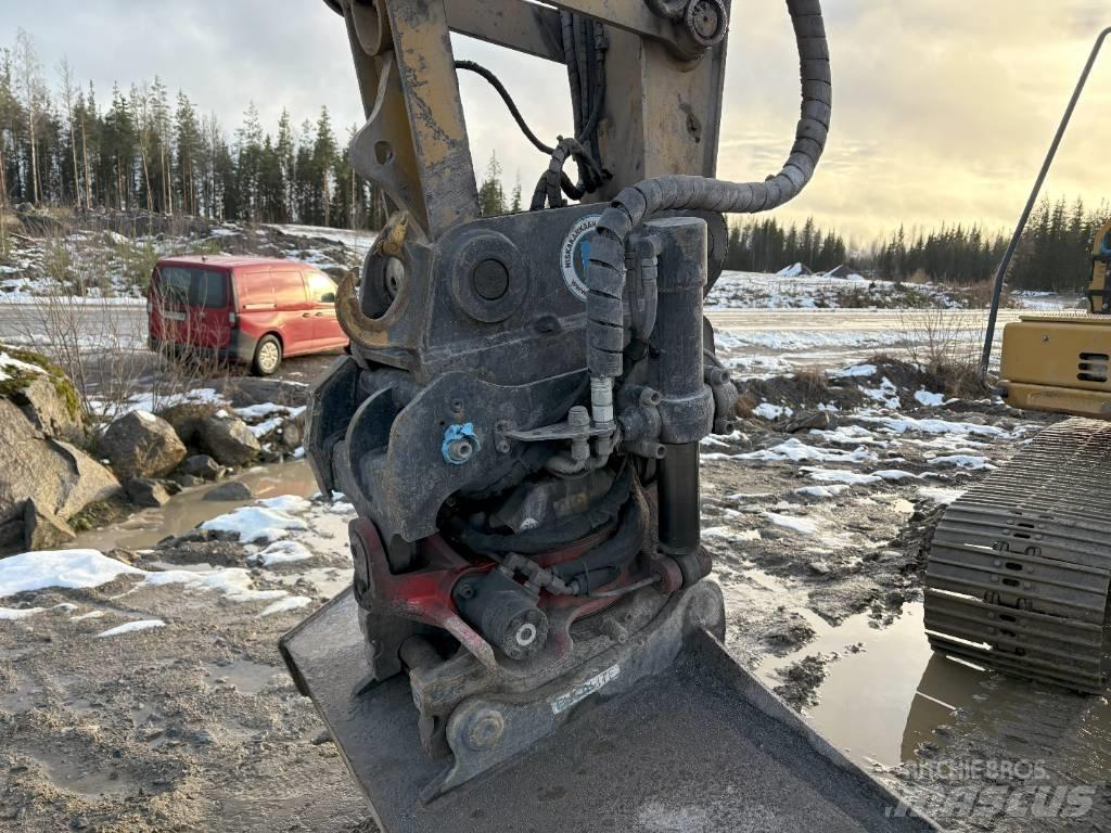 CAT 313F Koparki gąsienicowe