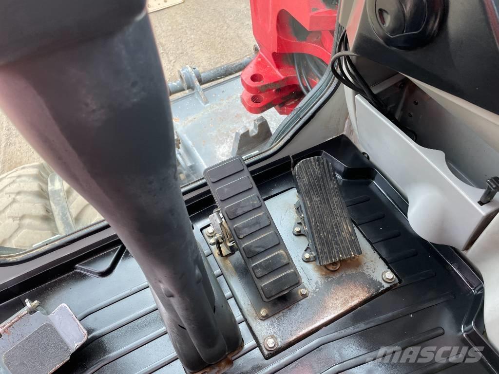 Takeuchi TB 295 W Koparki kołowe