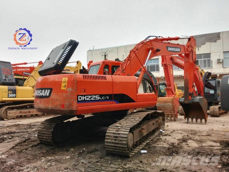 Doosan DH 225 LC-7 Koparki gąsienicowe