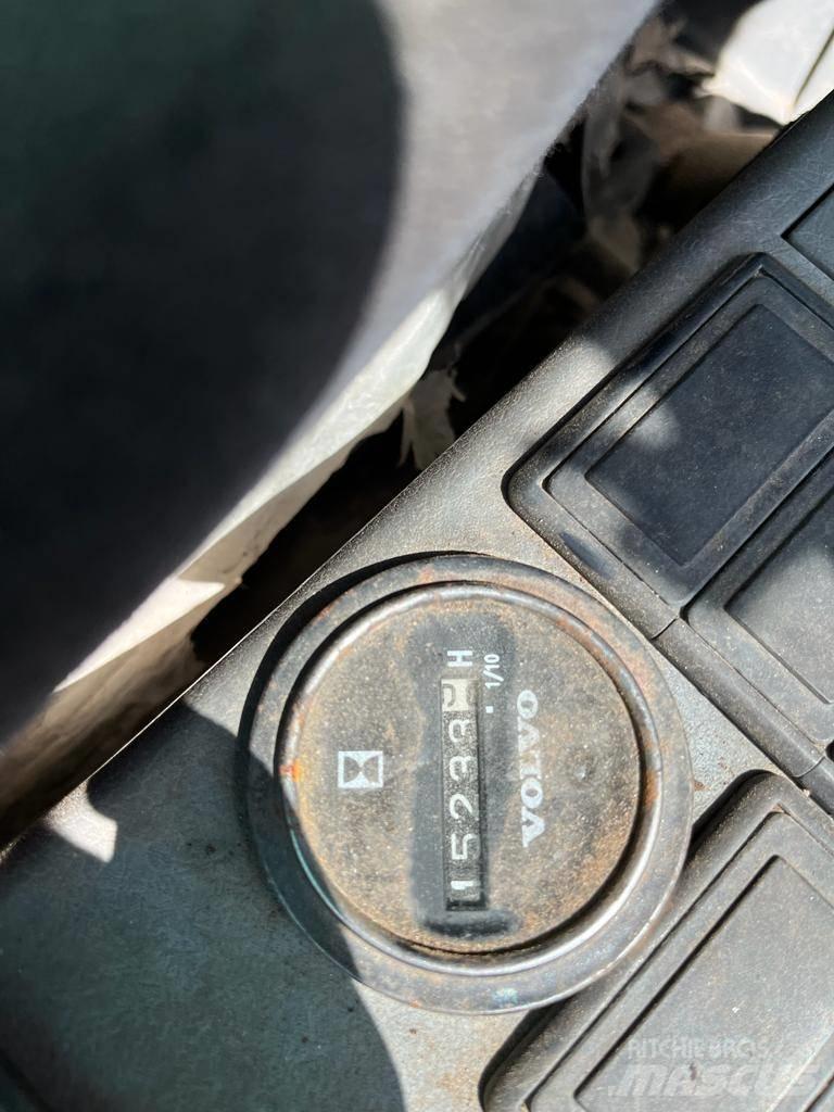 Volvo EC 700 B LC Koparki gąsienicowe