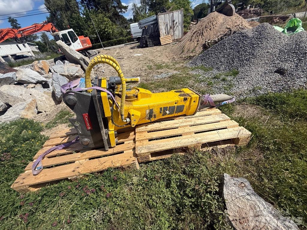 Epiroc SB 1102 Młoty hydrauliczne
