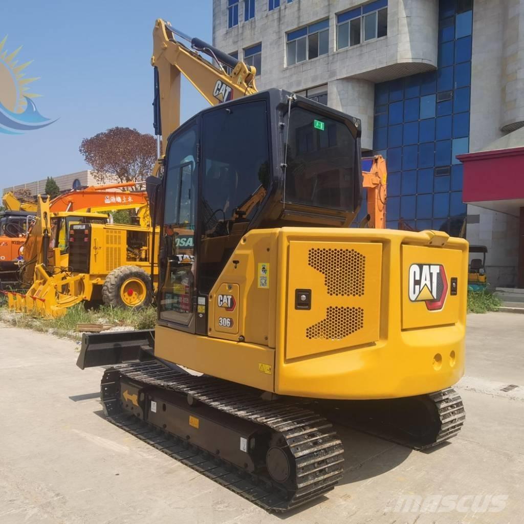 CAT 306 Minikoparki