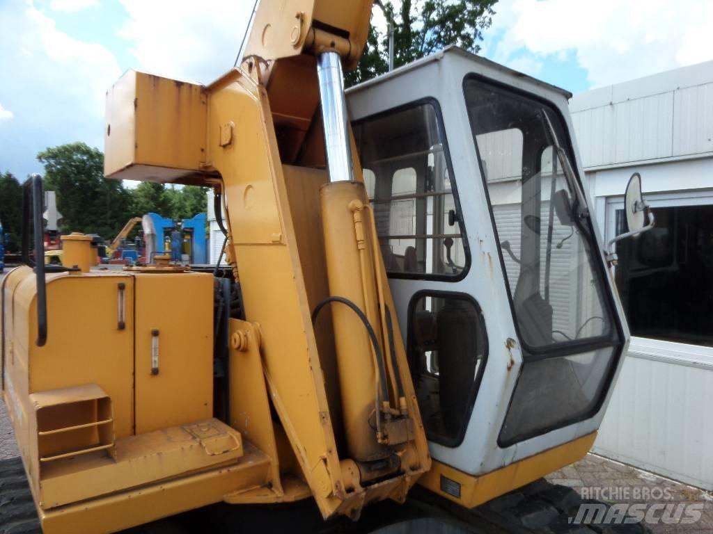 Hitachi EX 60 Żurawie gąsienicowe