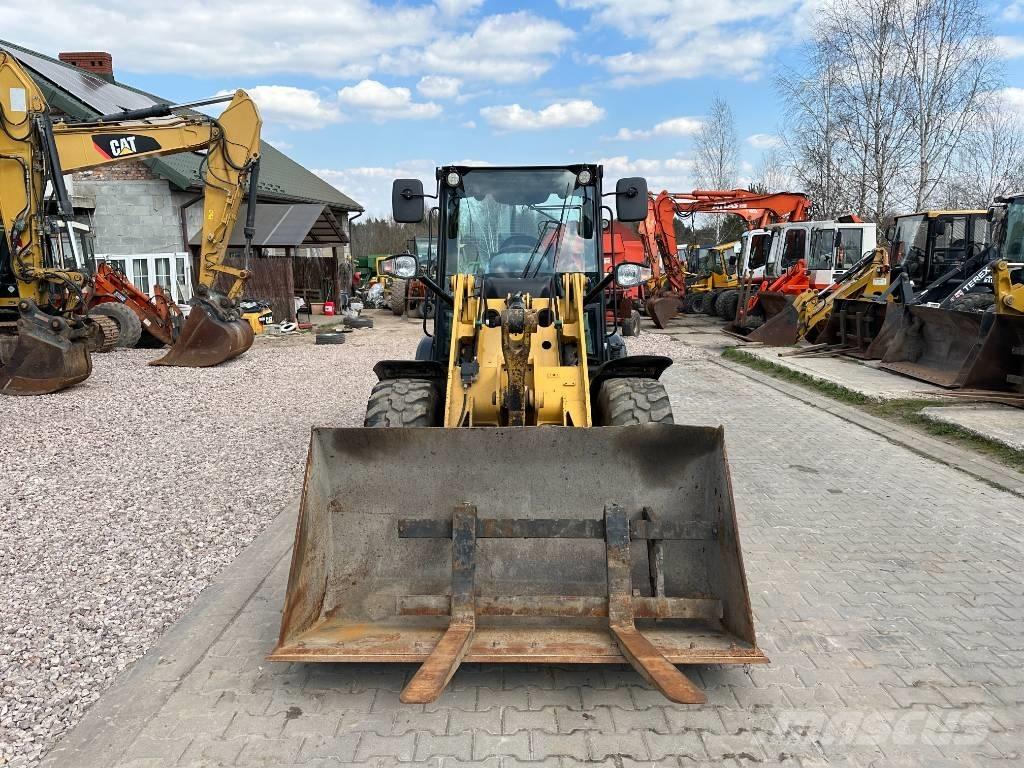 CAT 906 H 2 Ładowarki kołowe