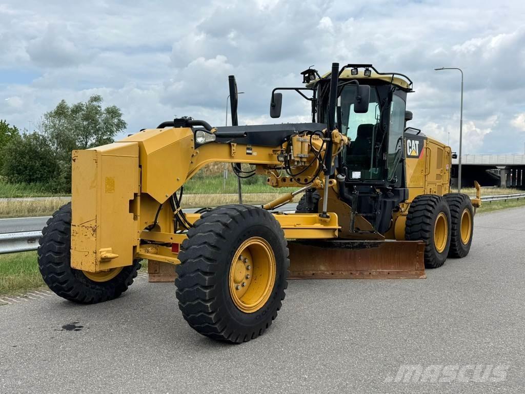 CAT 140M2 Równiarki