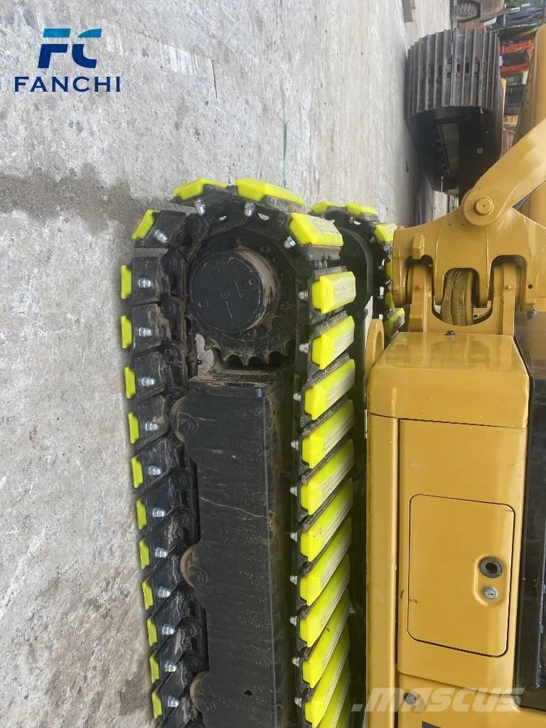 CAT 302 Minikoparki