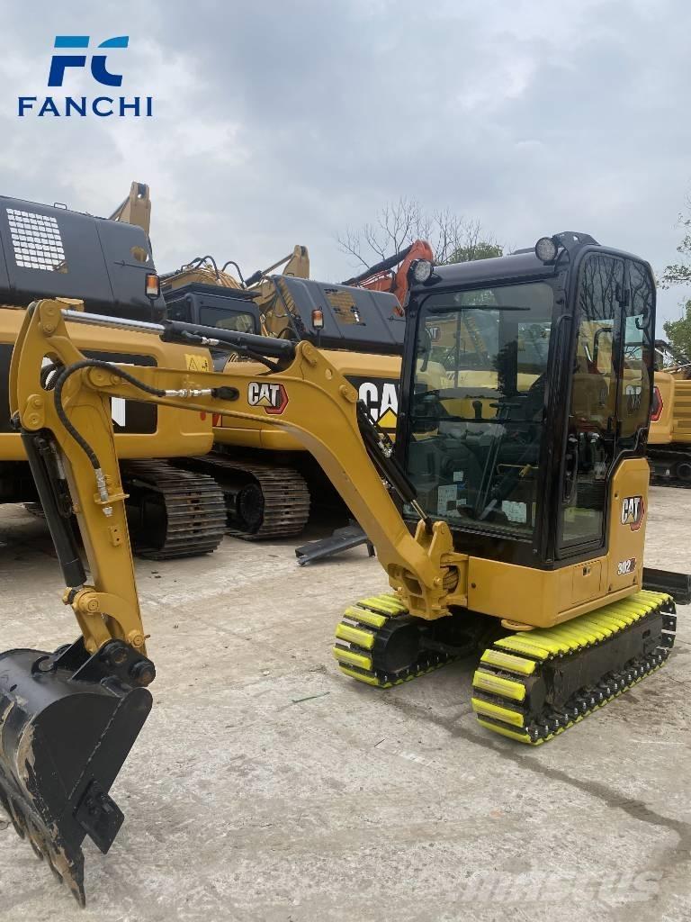 CAT 302 Minikoparki