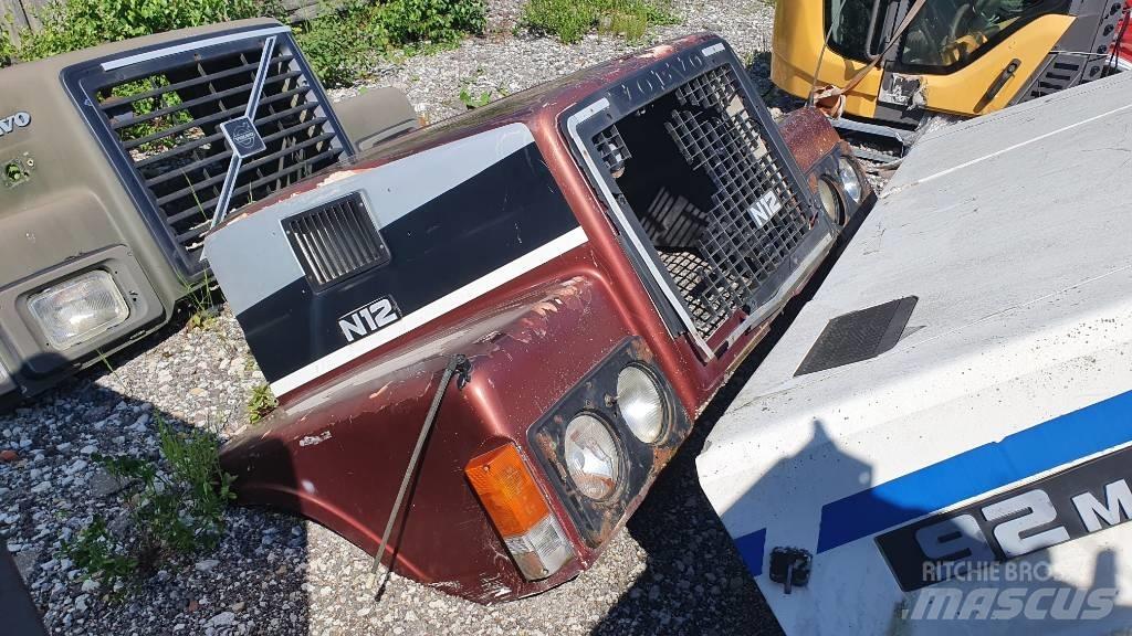 Volvo N7 - N12 HOOD Kabiny i wnętrze