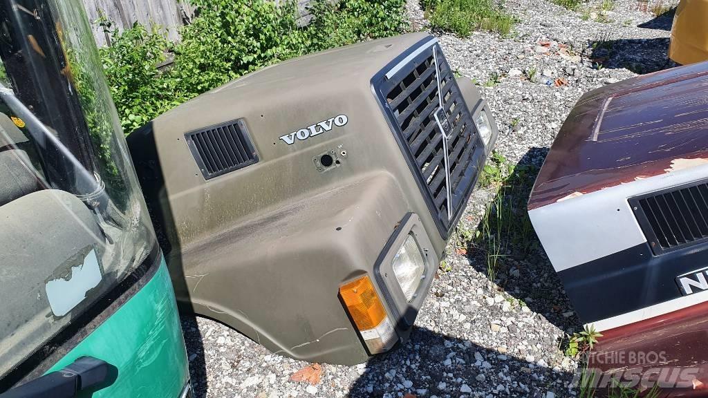 Volvo N7 - N12 HOOD Kabiny i wnętrze
