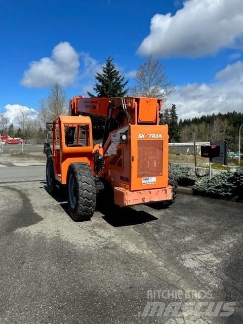 JLG 10054 Wózki widłowe terenowe