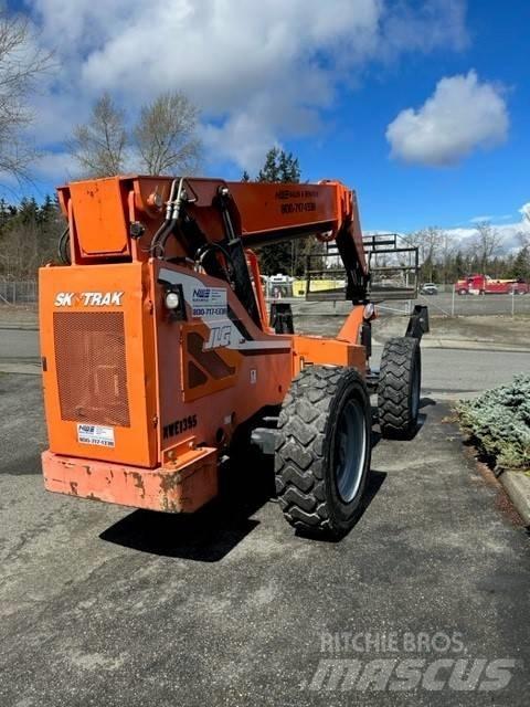 JLG 10054 Wózki widłowe terenowe
