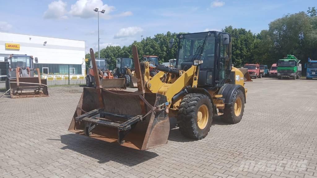 CAT 908 M Ładowarki kołowe