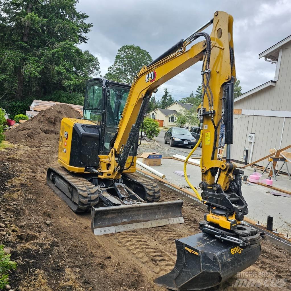 CAT 304 Minikoparki