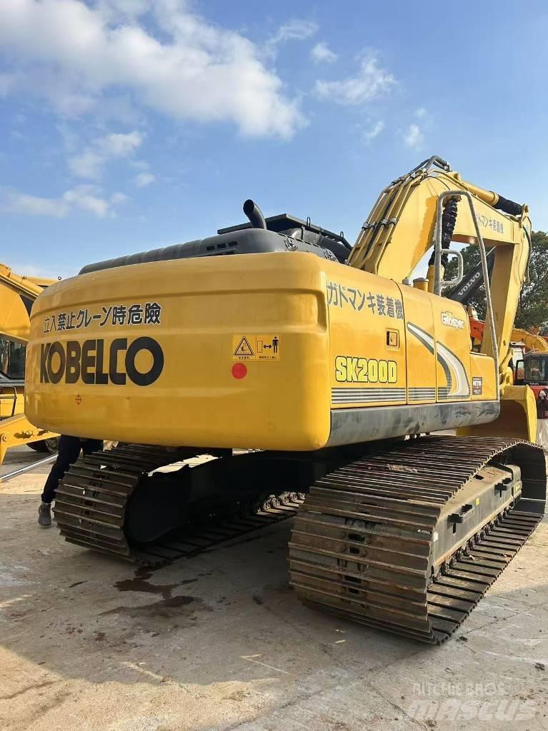 Kobelco SK 200D Koparki gąsienicowe