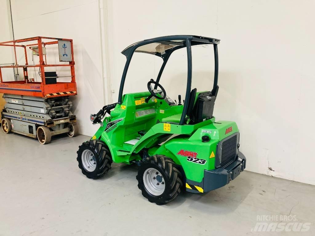 Avant 523 Miniładowarki