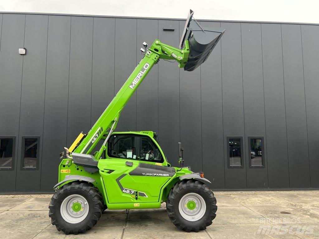 Merlo TF42.7TT-136 Ładowarki teleskopowe