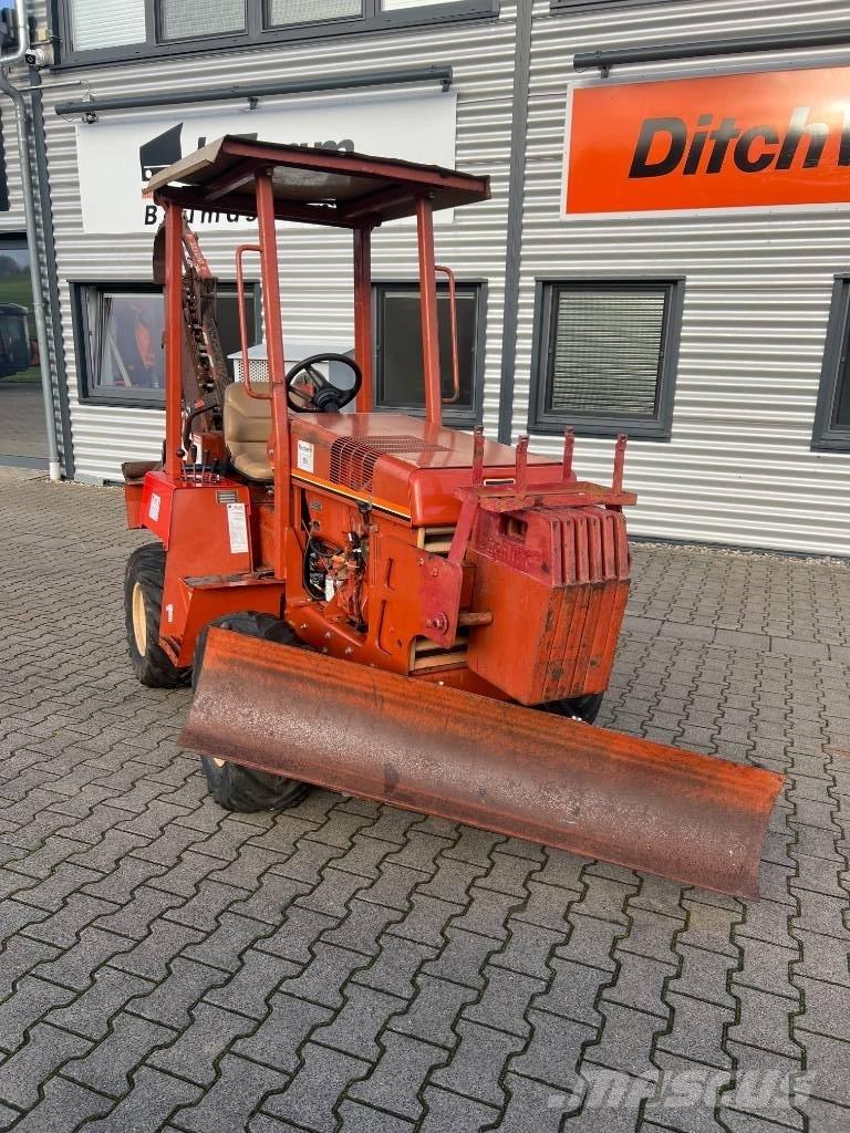 Ditch Witch 3500 DD Koparki łańcuchowe
