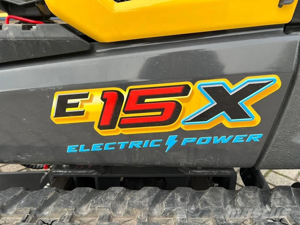 New Holland E 15 X Minikoparki