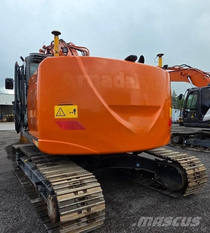 Hitachi ZX225USRLC-6 Koparki gąsienicowe