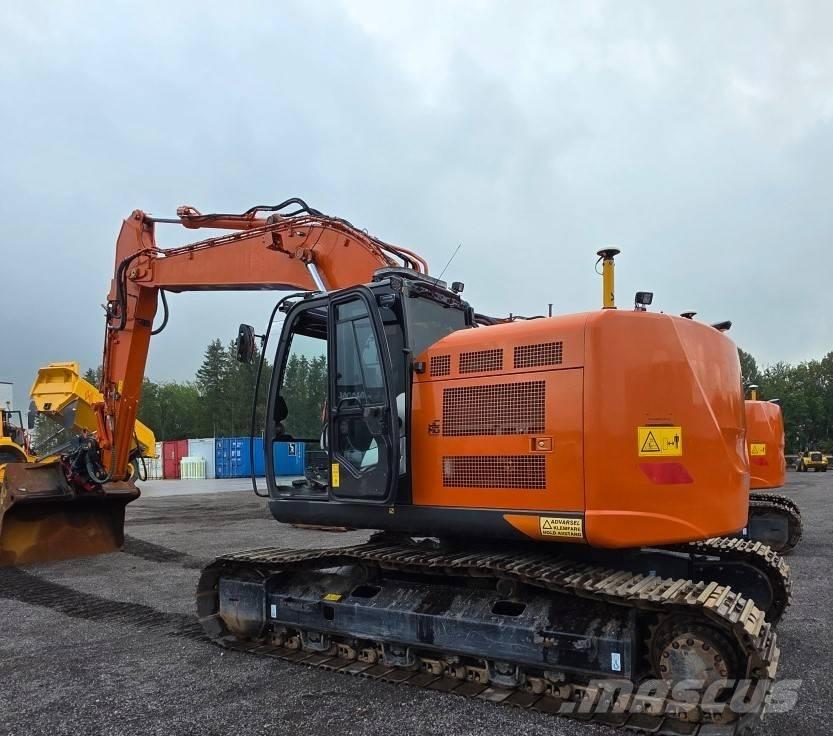 Hitachi ZX225USRLC-6 Koparki gąsienicowe
