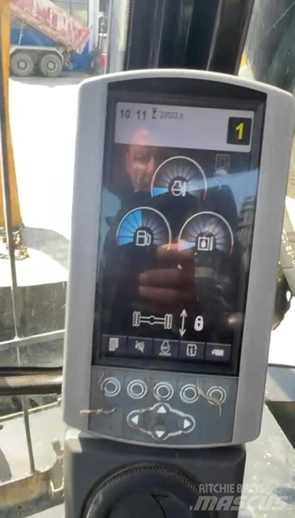CAT 318D MH Koparki przeładunkowe