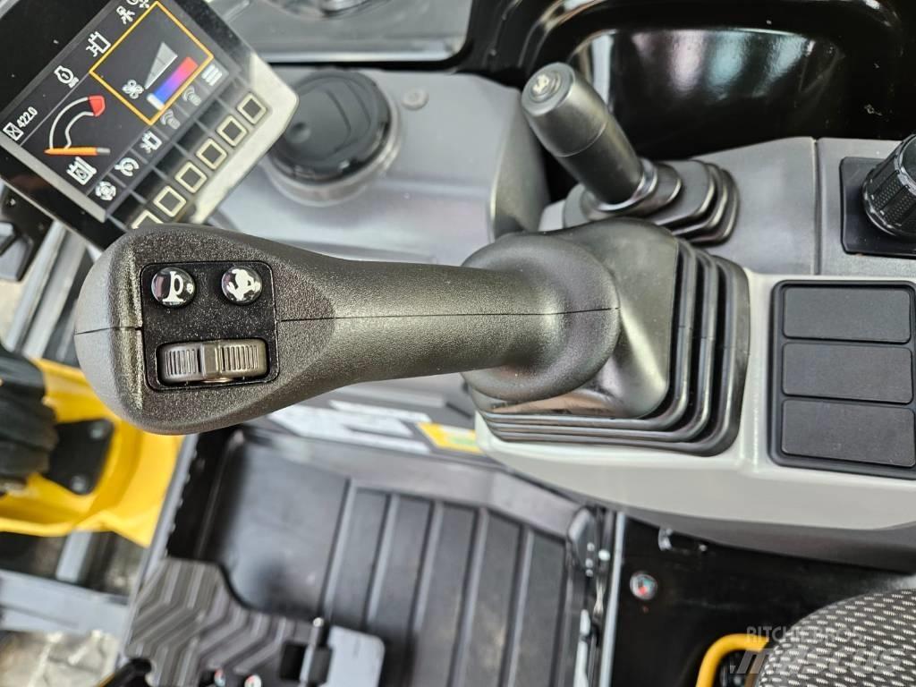 CAT 303 CR Minikoparki