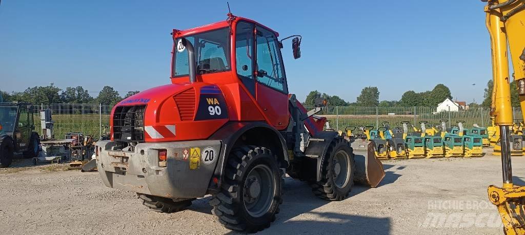 Komatsu WA 90 Ładowarki kołowe