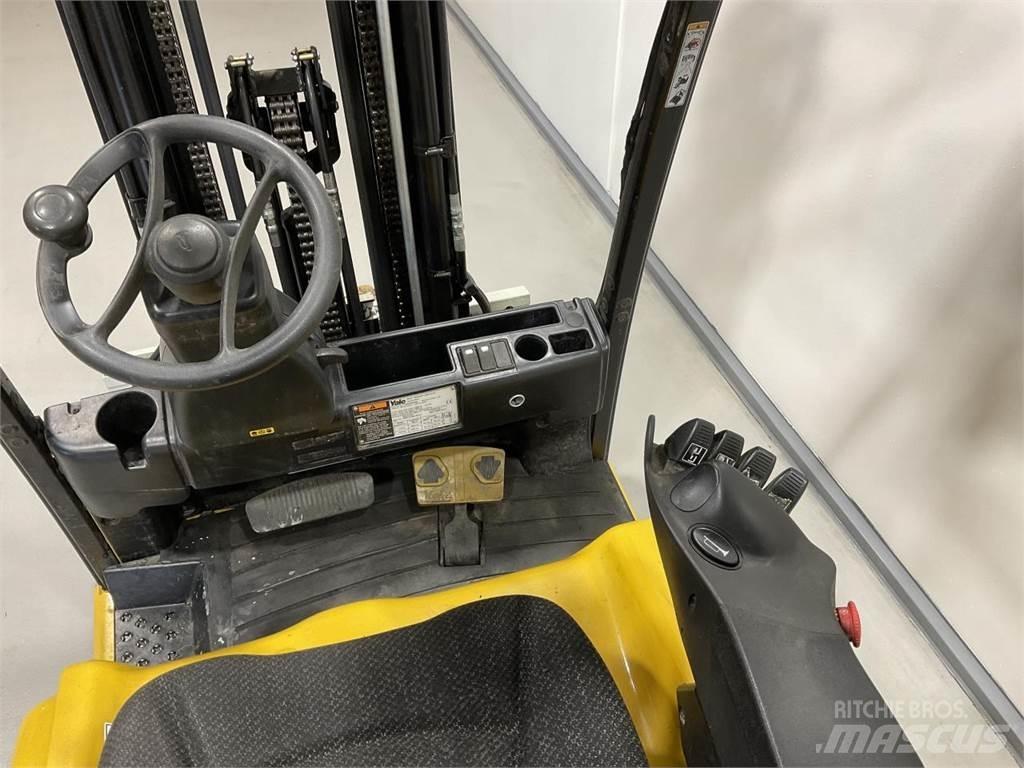 Yale ERP18VF Wózki elektryczne