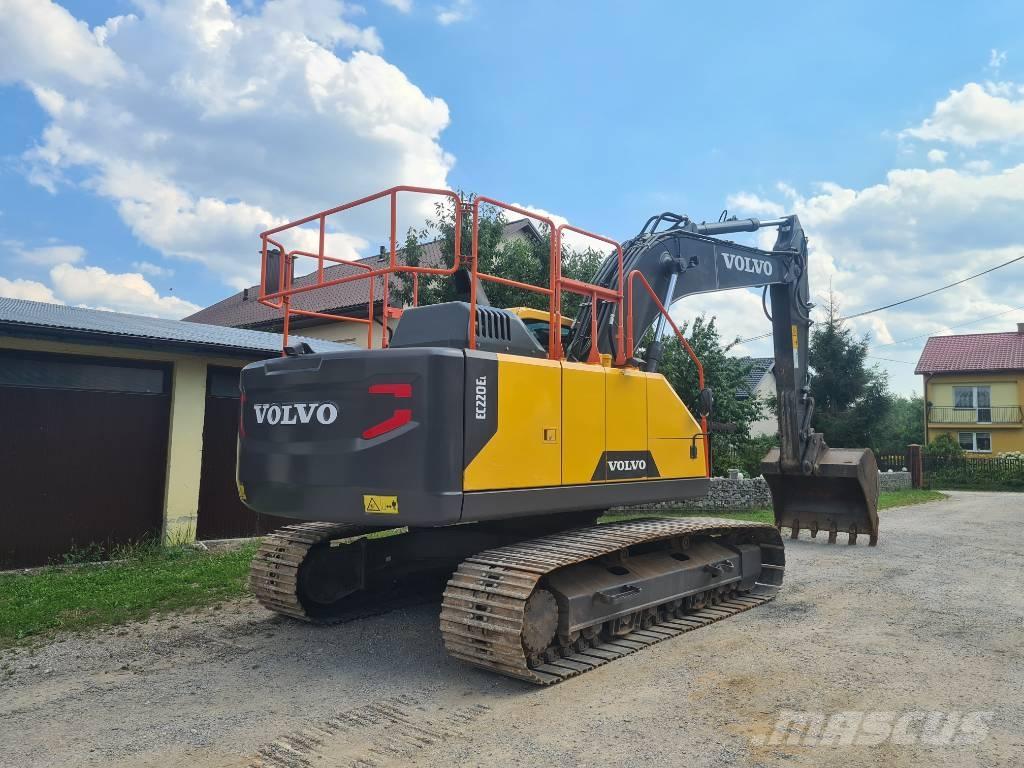 Volvo EC 220 E Koparki gąsienicowe