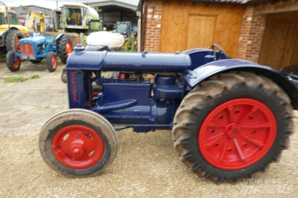  standard fordson Ciągniki rolnicze