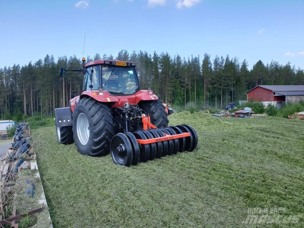  Rehujyrä 3300 Inny sprzęt paszowy