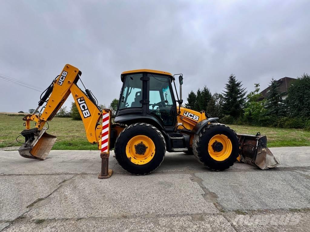 JCB 4CX Koparko-ładowarki