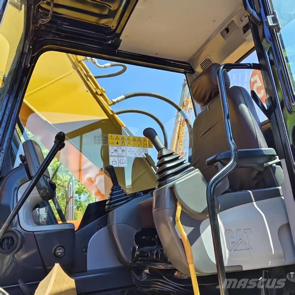 CAT 320 D Koparki gąsienicowe