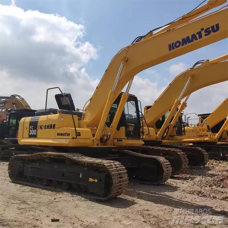 Komatsu PC 300 Koparki gąsienicowe