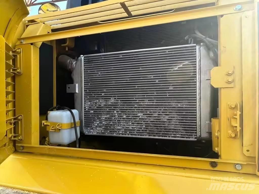 Komatsu PC 300 Koparki gąsienicowe
