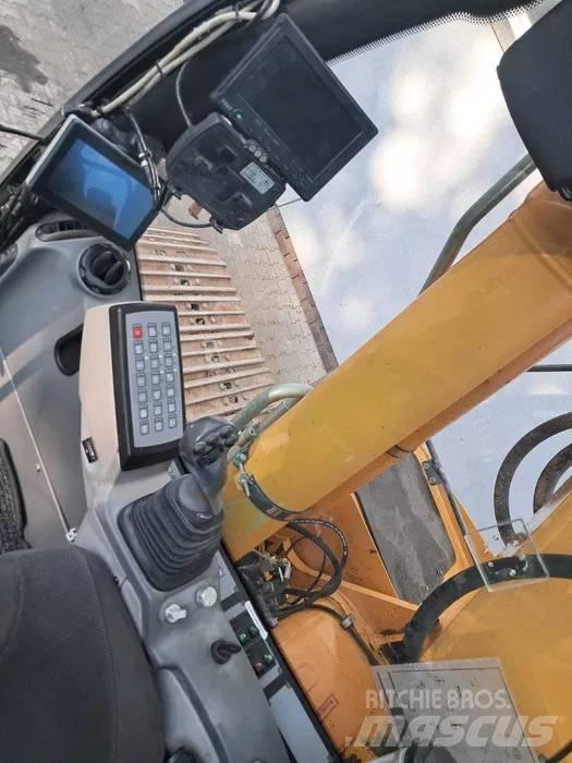 Liebherr R 926 LC Koparki gąsienicowe