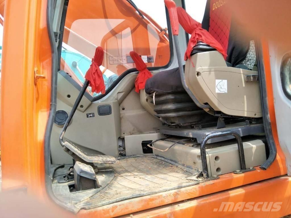 Doosan 225 Koparki gąsienicowe