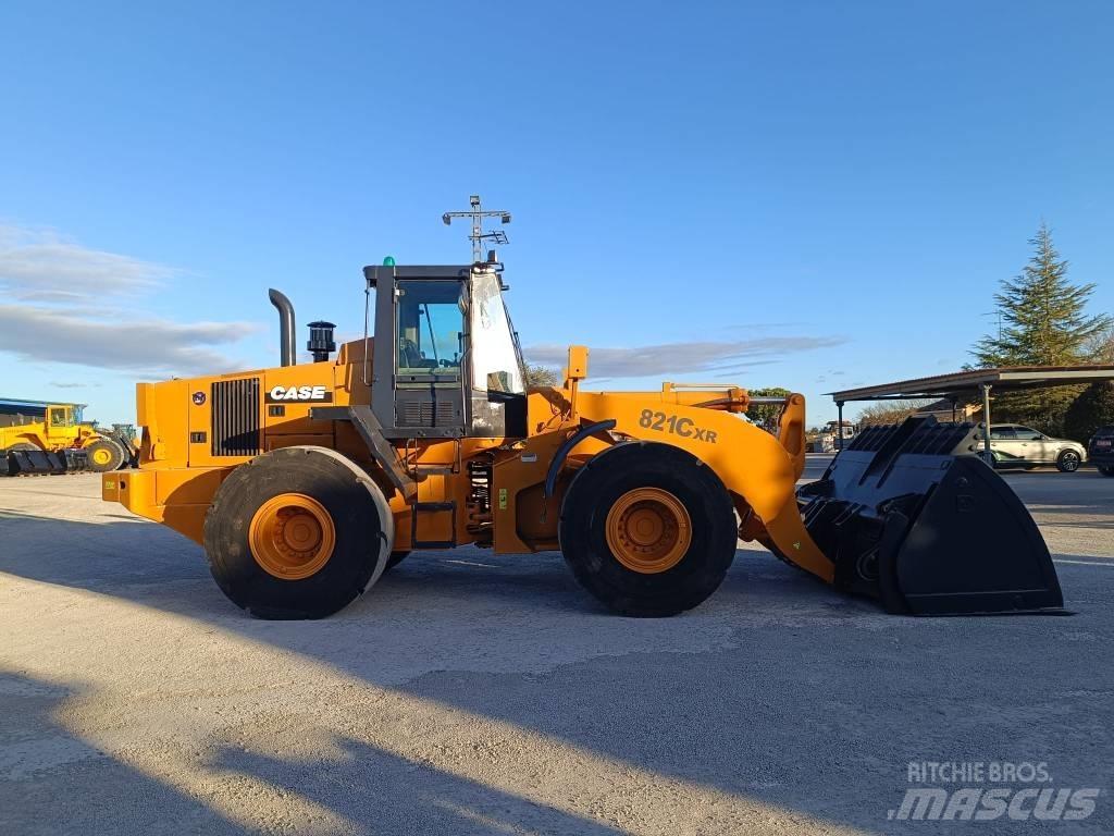 CASE 821C XR Ładowarki kołowe