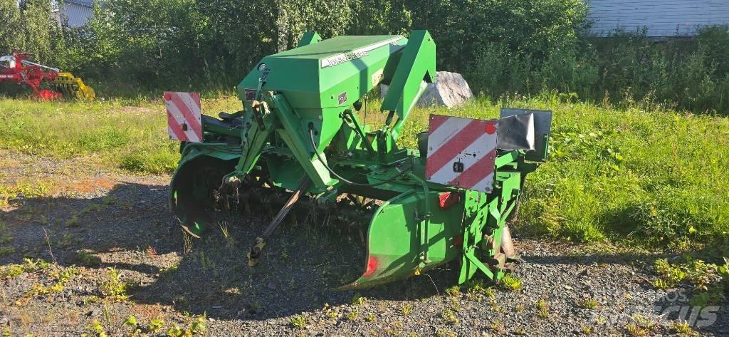 John Deere 131 Kosiarki ze wstępną obróbka paszy
