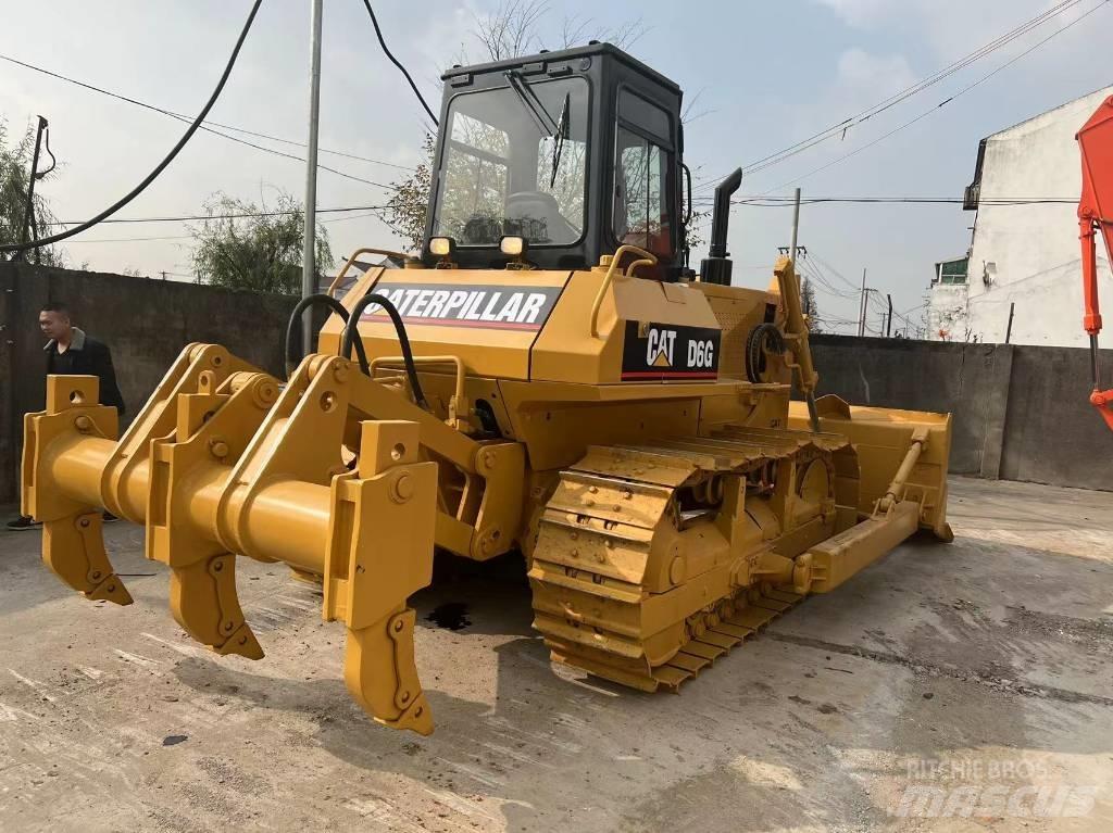 CAT D6G Spycharki gąsienicowe