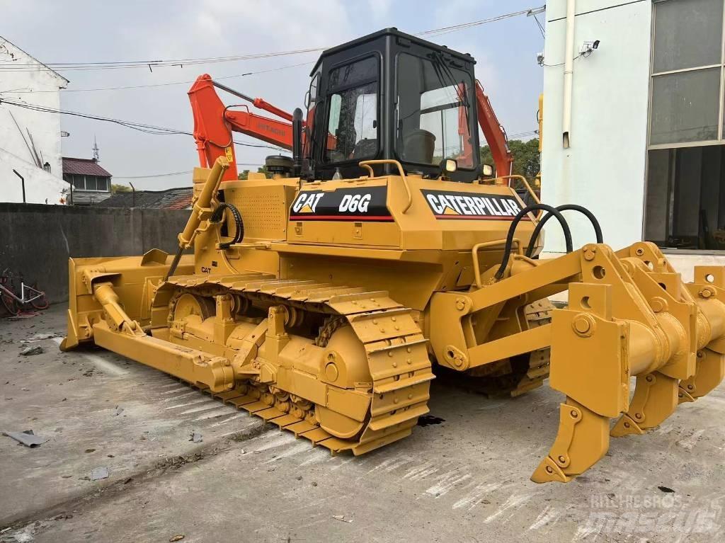 CAT D6G Spycharki gąsienicowe