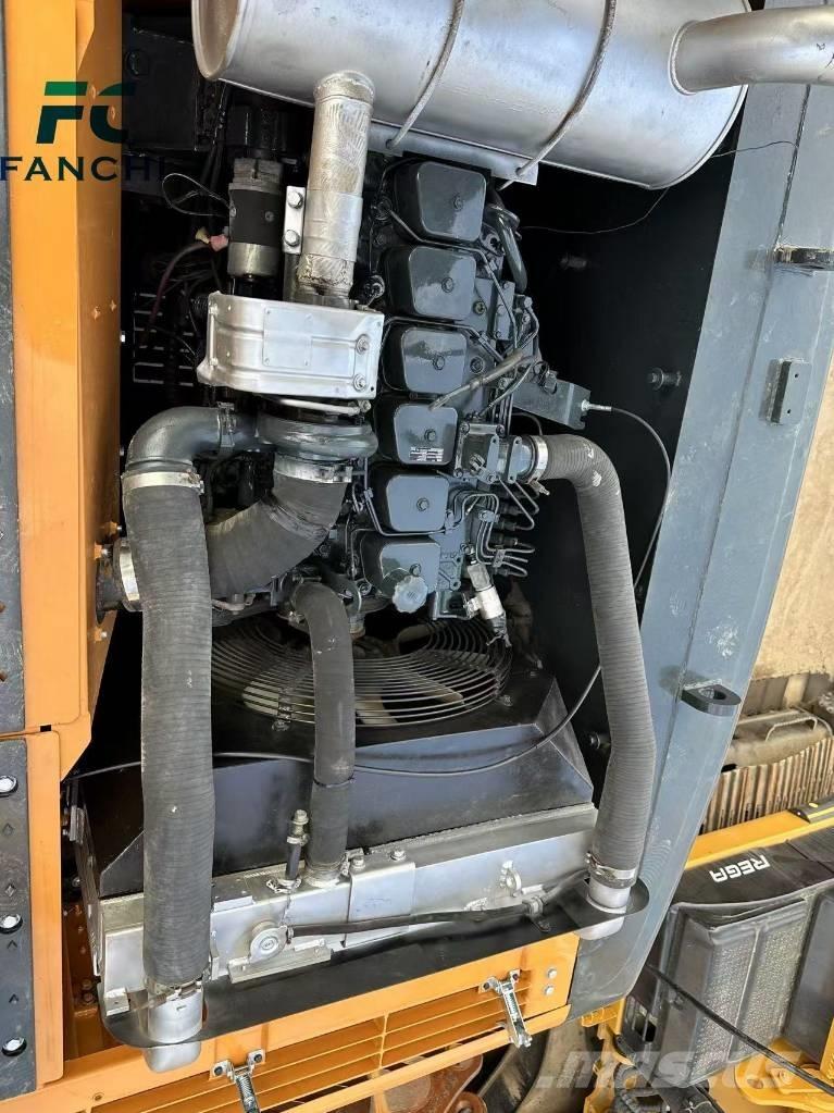 Hyundai 220LC-9S Koparki gąsienicowe