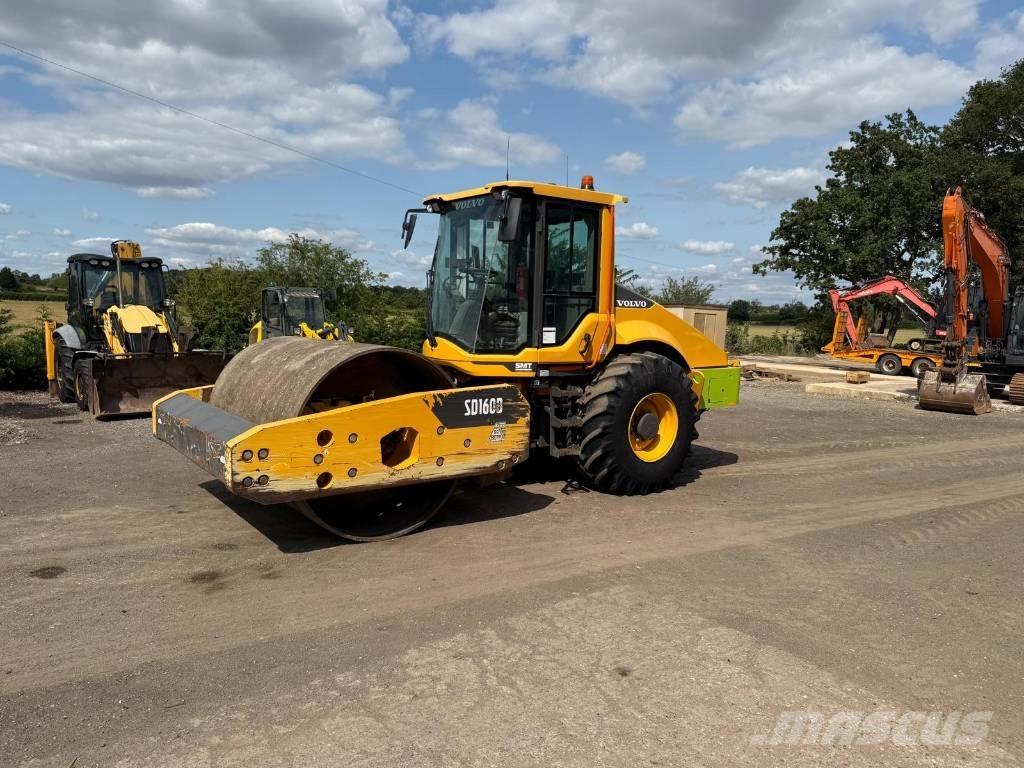 Volvo SD 160 B Walce ogumione